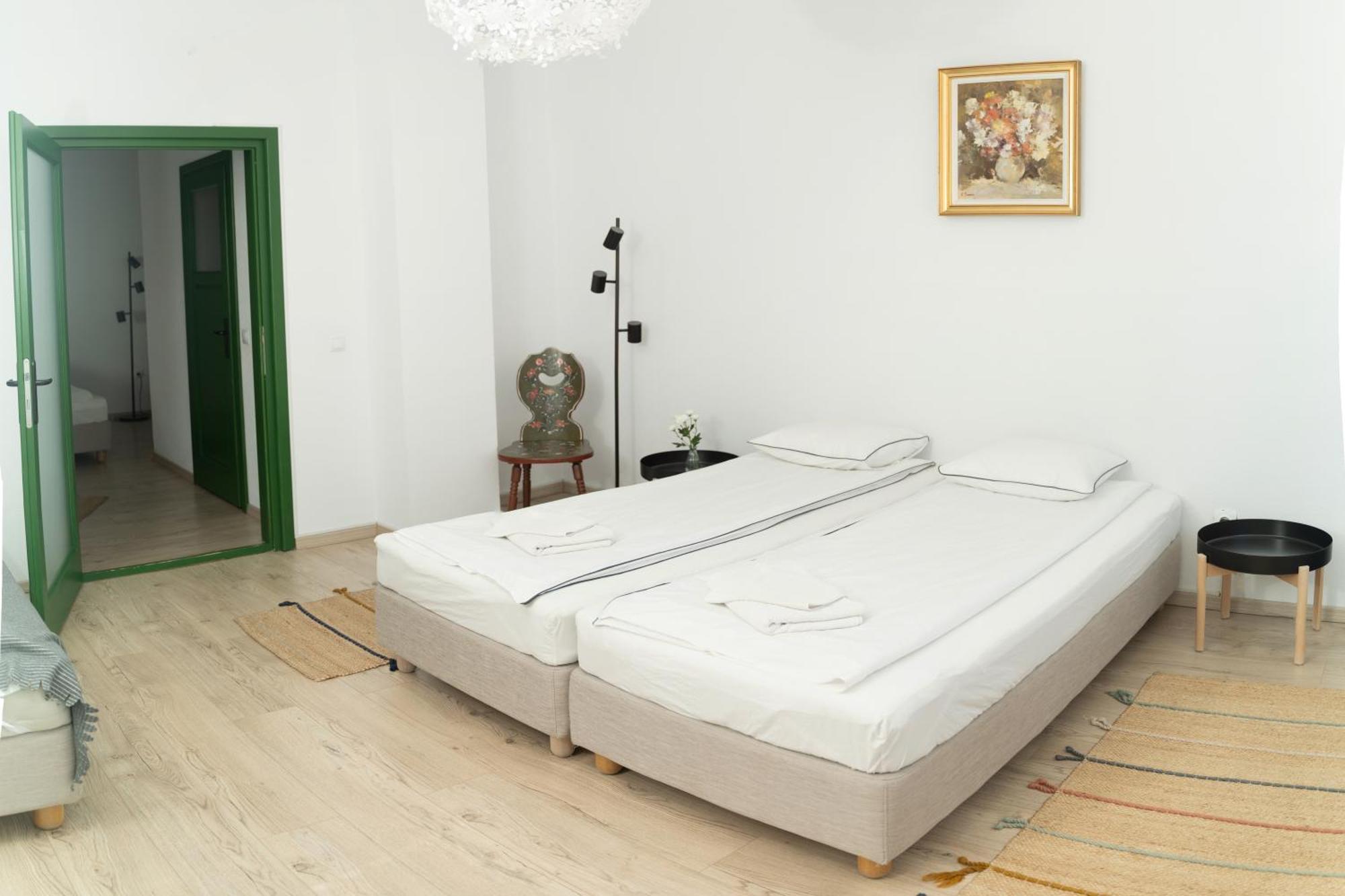 Casa Botar Vendeghaz Bed & Breakfast Rimetea Bagian luar foto